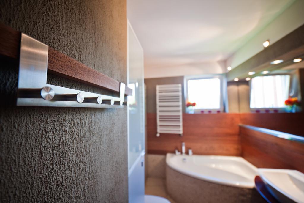 Best Inn Poznan Apartament Wojskowa Pokoj fotografie
